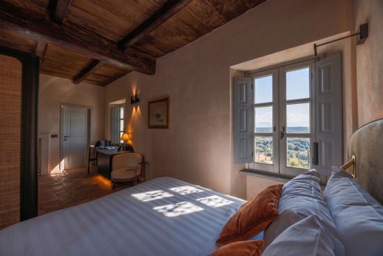 Borgo Monchiero Heritage