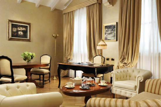 Castello dal Pozzo Resort