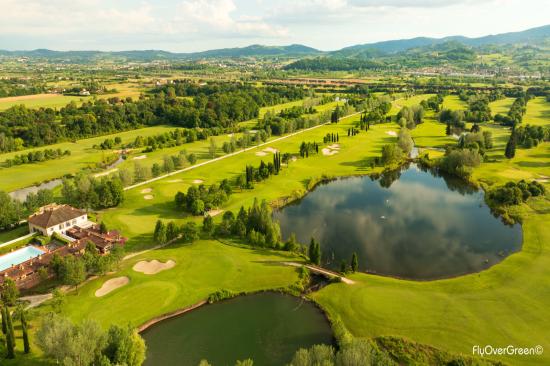 Le Pavoniere Golf & Country Club
