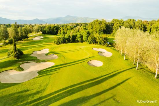 Le Pavoniere Golf & Country Club
