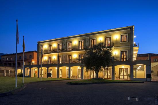 Il Picciolo Etna Golf Resort & SPA