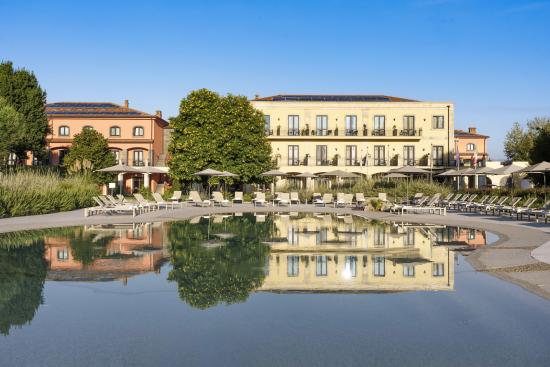 Picciolo Etna Golf Resort & Spa, Curio Collection by Hilton