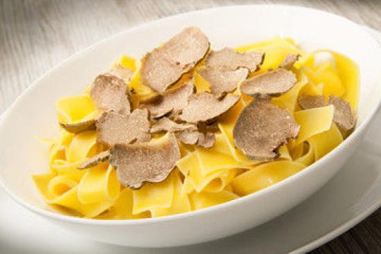 Piemonte, pappardelle al tartufo bianco