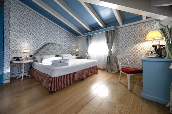 Palazzo Guiscardo - Single Room Solidat Blu