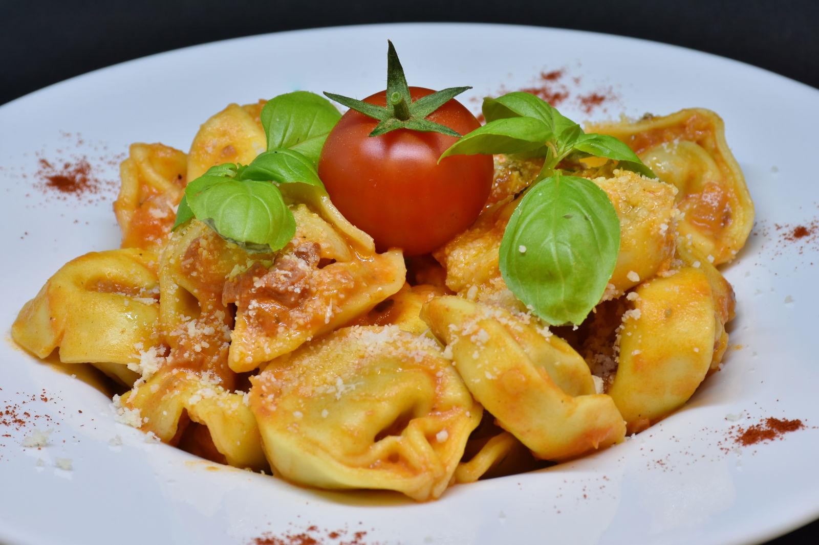 Tortellini bolognesi