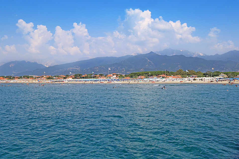 Versilia, Riviera e Alpi Apuane